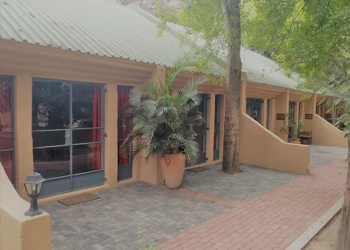 Island Safari Lodge